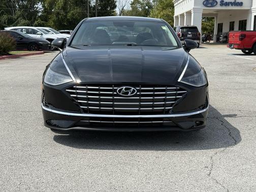 2022 Hyundai SONATA Hybrid Base