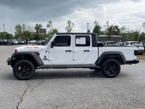2023 Jeep Gladiator Sport