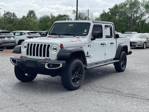 2023 Jeep Gladiator Sport