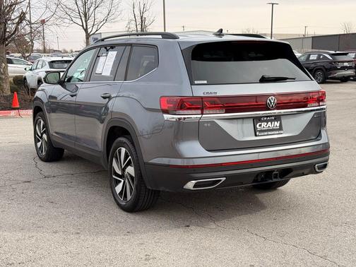 2025 Volkswagen Atlas 2.0T SE w/Technology 4MOTION