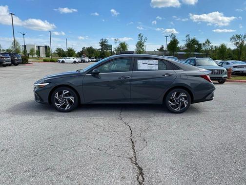 Ecotronic Gray 2026 Hyundai ELANTRA Limited