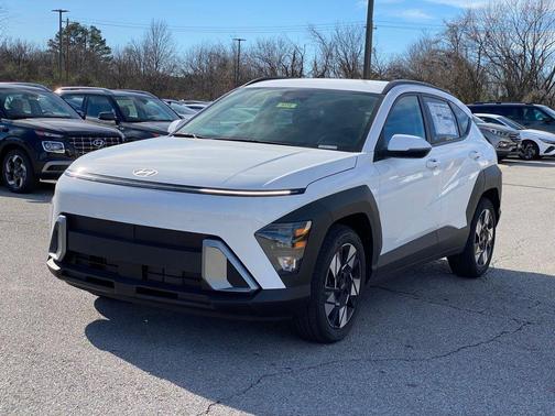Atlas White 2025 Hyundai KONA SEL Convenience