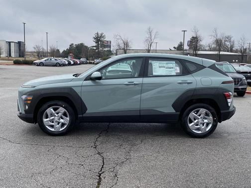 2026 Hyundai KONA SE