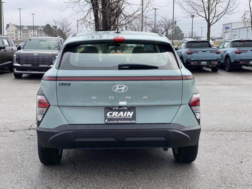 2026 Hyundai KONA SE
