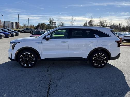 2024 Kia Sorento EX