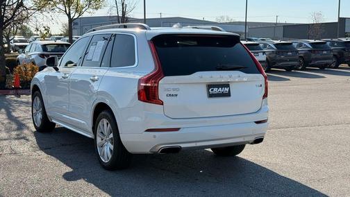 Ice White 2018 Volvo XC90 T6 Momentum
