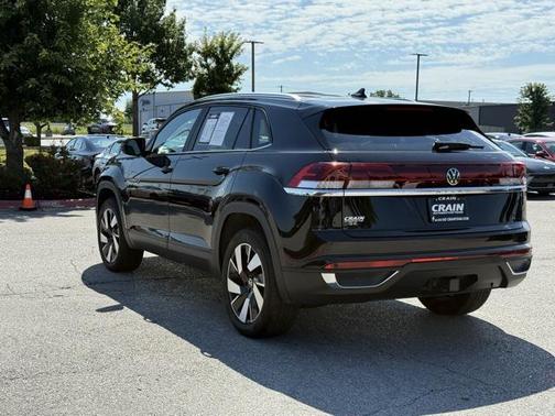 2024 Volkswagen Atlas Cross Sport 2.0T SE w/Technology