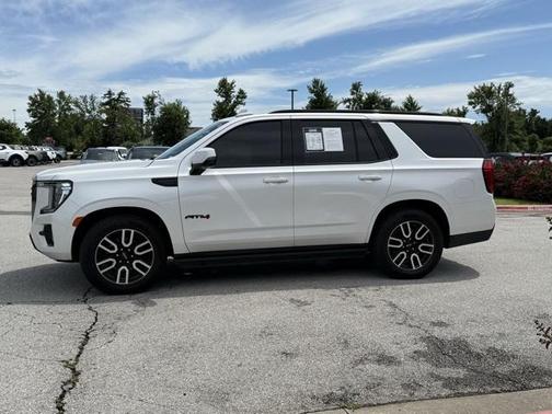 2021 GMC Yukon 4WD AT4
