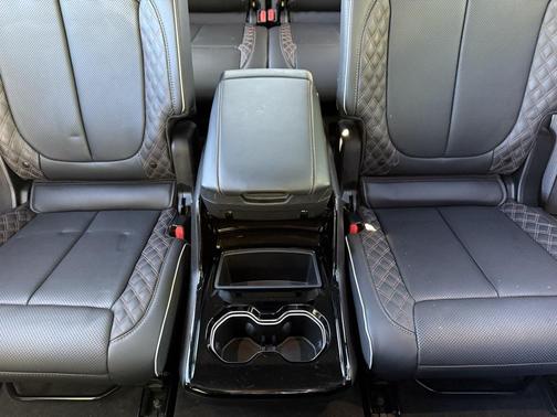 2024 Jeep Grand Cherokee L Summit Reserve