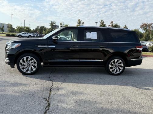 2024 Lincoln Navigator Reserve