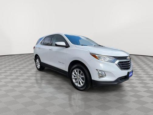 Summit White 2018 Chevrolet Equinox LT