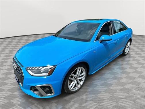 2022 Audi A4 45 S line Premium Plus