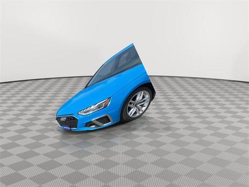 2022 Audi A4 45 S line Premium Plus