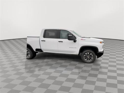 2026 Chevrolet Silverado 2500 Custom
