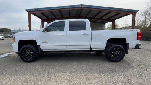 Summit White 2017 Chevrolet Silverado 2500 High Country