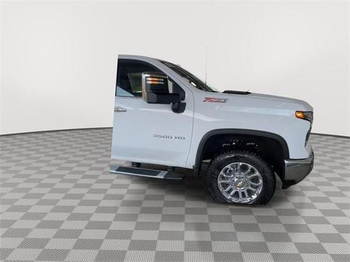 2025 Chevrolet Silverado 3500 LTZ