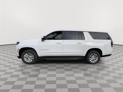 2025 Chevrolet Suburban LT