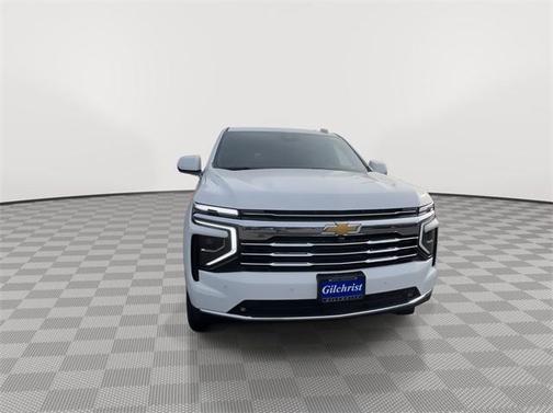 2025 Chevrolet Suburban LT