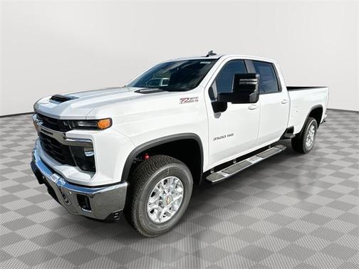 2025 Chevrolet Silverado 3500 LT
