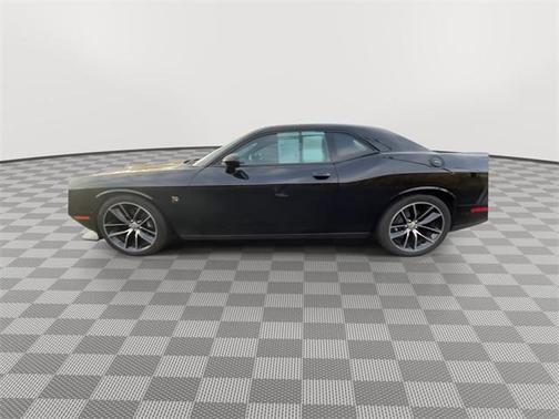 2016 Dodge Challenger R/T Scat Pack