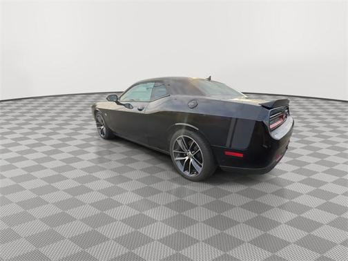 2016 Dodge Challenger R/T Scat Pack