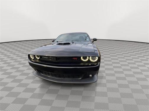 2016 Dodge Challenger R/T Scat Pack
