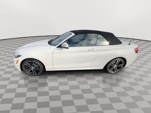 2020 BMW 230 230i