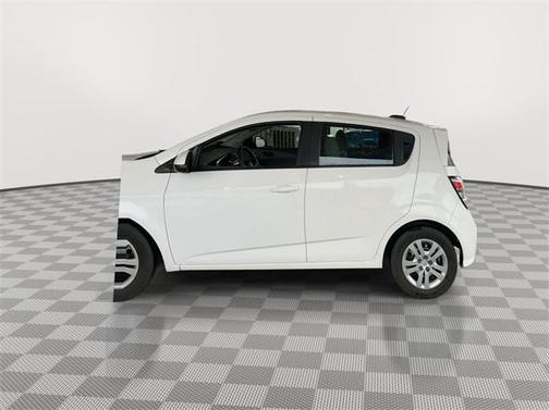 2017 Chevrolet Sonic LT