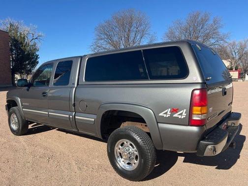Gray 2002 Chevrolet Silverado 2500 LS H/D Extended Cab