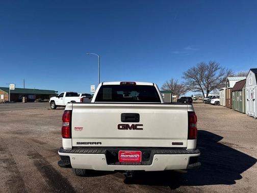 White 2014 GMC Sierra 1500 SLT