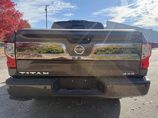 2017 Nissan Titan Platinum Reserve