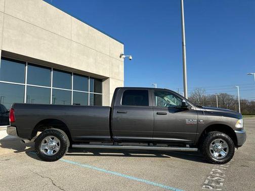 Granite Crystal Metallic Clearcoat 2017 RAM 2500 Tradesman Crew Cab 4x4 8' Box