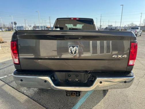 Granite Crystal Metallic Clearcoat 2017 RAM 2500 Tradesman Crew Cab 4x4 8' Box