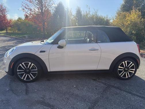 2017 MINI Convertible Cooper