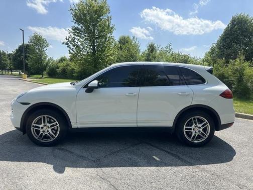 2014 Porsche Cayenne Base