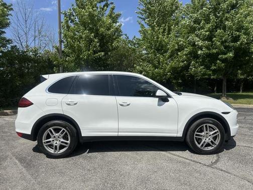 2014 Porsche Cayenne Base