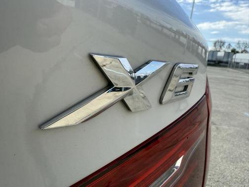 2018 BMW X6 xDrive35i