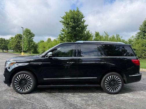 Black Metallic 2019 Lincoln Navigator Black Label