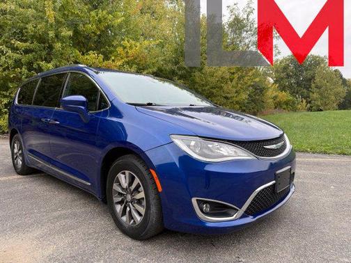 Ocean Blue Metallic 2020 Chrysler Pacifica Hybrid Touring L