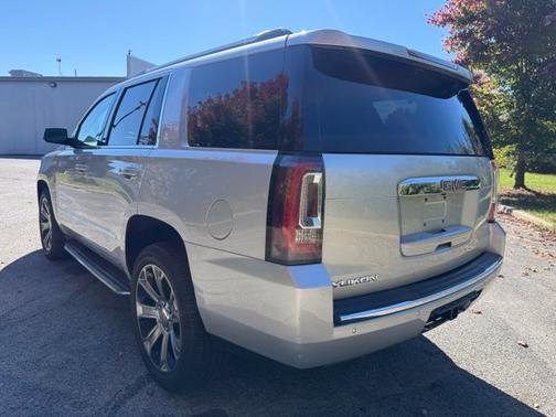Quicksilver Metallic 2017 GMC Yukon Denali