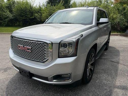 Quicksilver Metallic 2017 GMC Yukon Denali