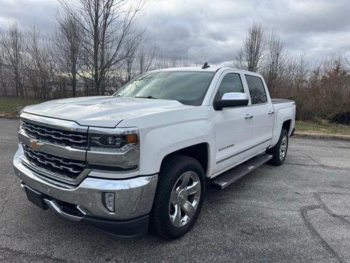 Summit White 2018 Chevrolet Silverado 1500 LTZ