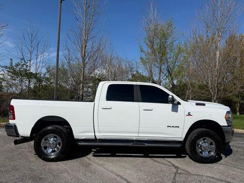 Bright White Clearcoat 2020 RAM 2500 Big Horn Crew Cab 4x4 6'4' Box