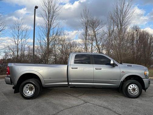 2019 RAM 3500 Limited Crew Cab 4x4 8' Box