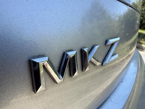 2014 Lincoln MKZ Base