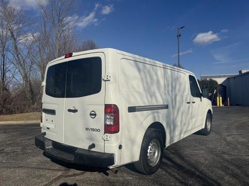 2017 Nissan NV Cargo NV1500 S V6