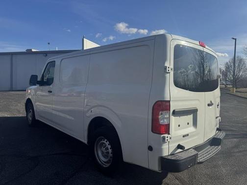 2017 Nissan NV Cargo NV1500 S V6