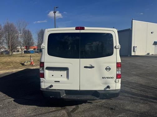 2017 Nissan NV Cargo NV1500 S V6