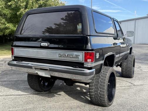 1986 Chevrolet C10/K10 Base