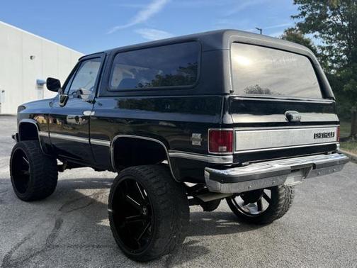1986 Chevrolet C10/K10 Base